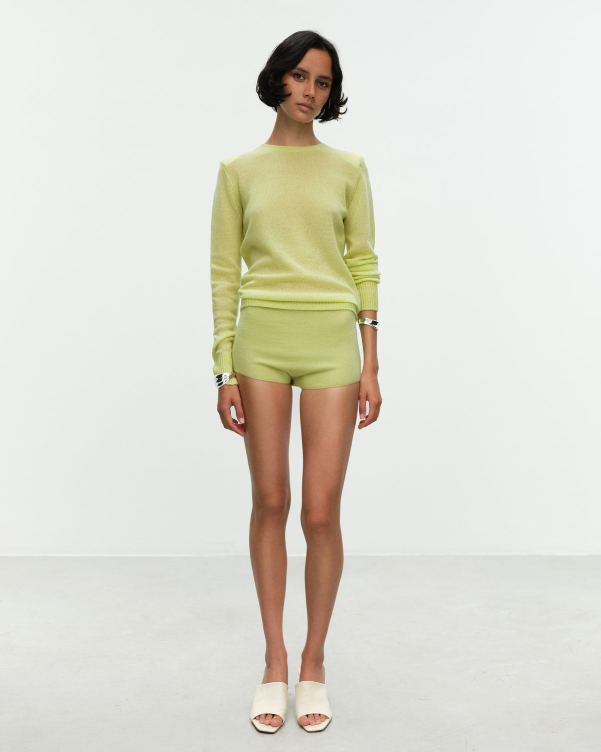 MAGDA Cashmere Round Neck Sweater