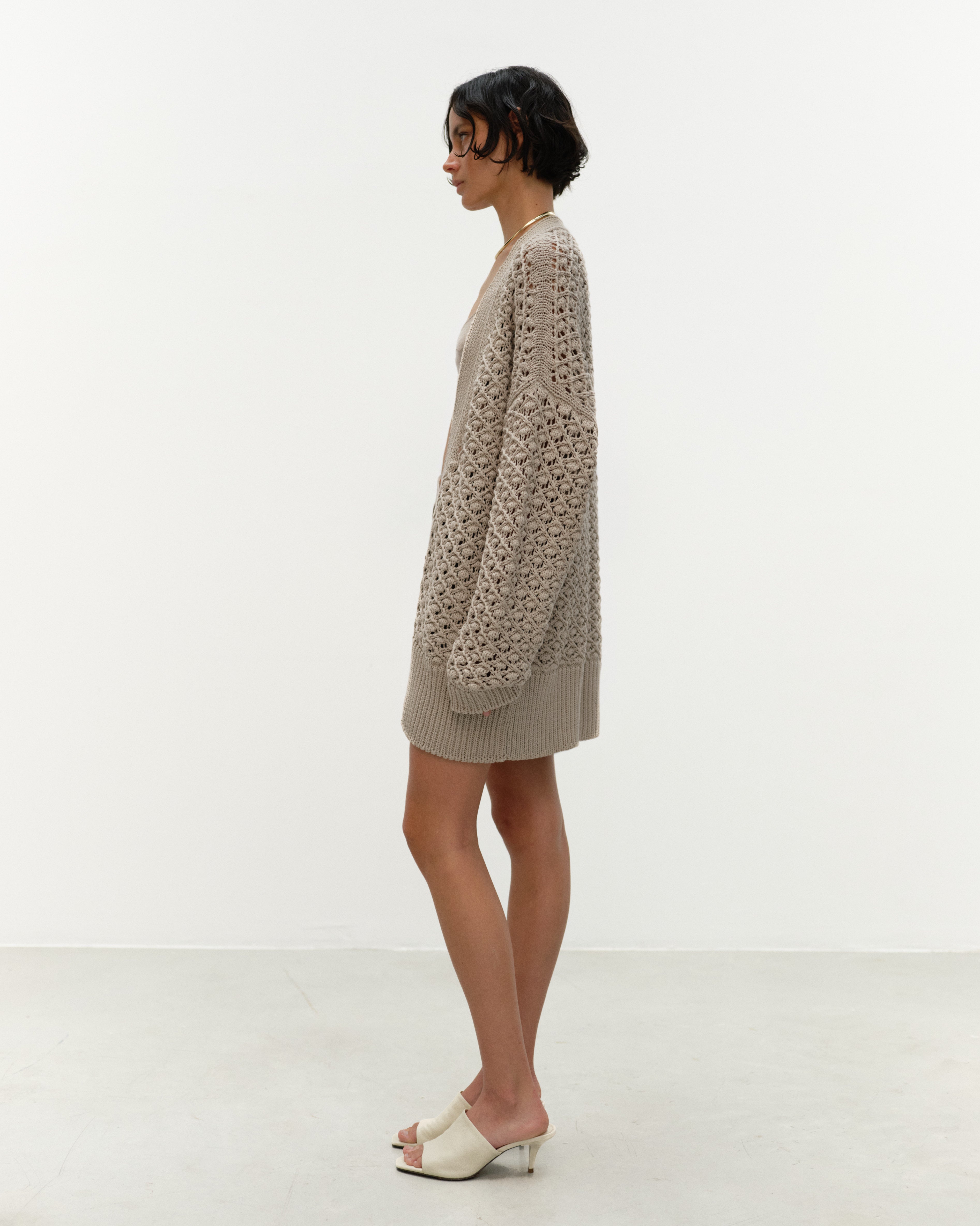 トップス CALEE OVER SIZE CARDIGAN CALLIE Oversize Cardigan – ELY ELY