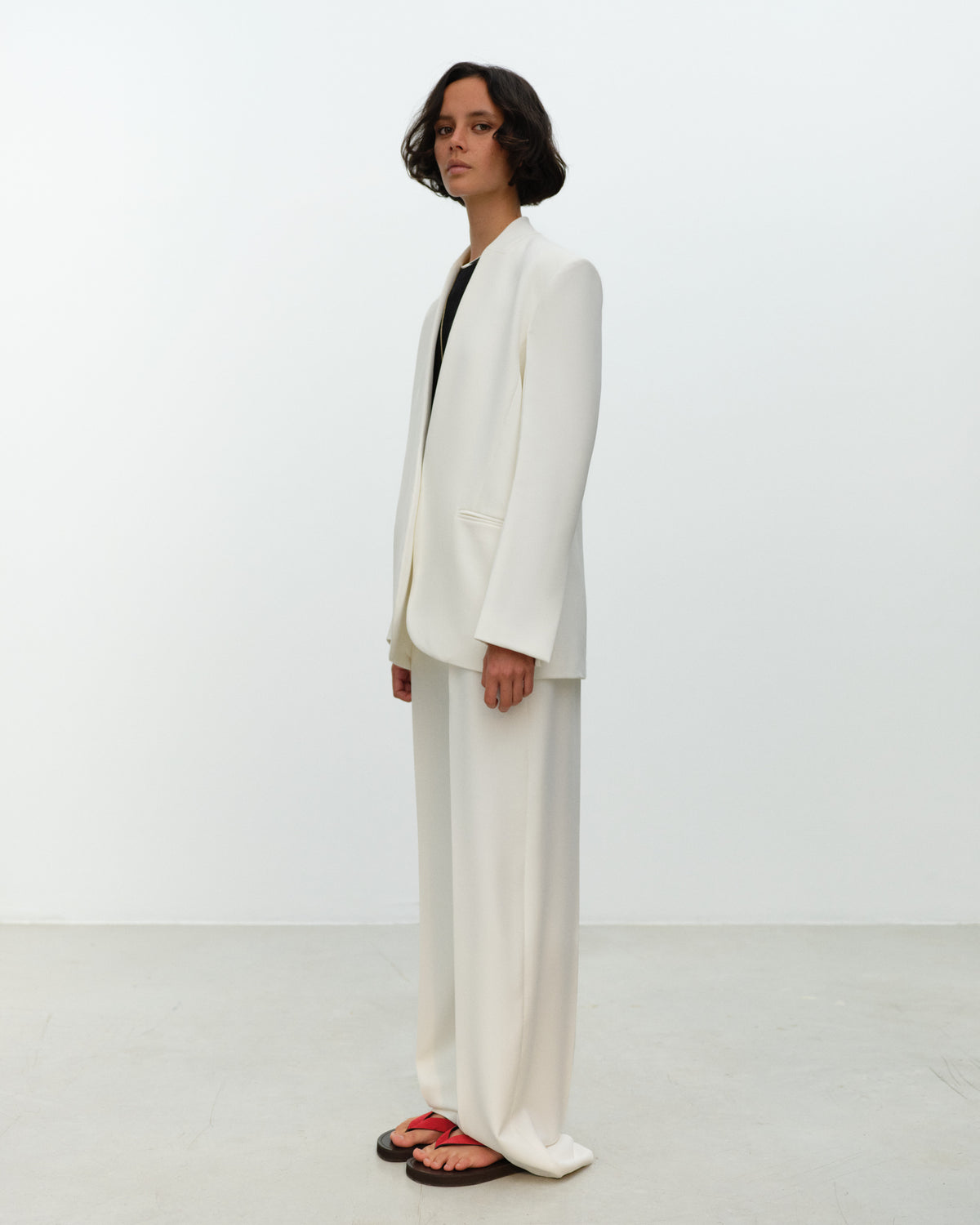 HANNIE Neckless Jacket