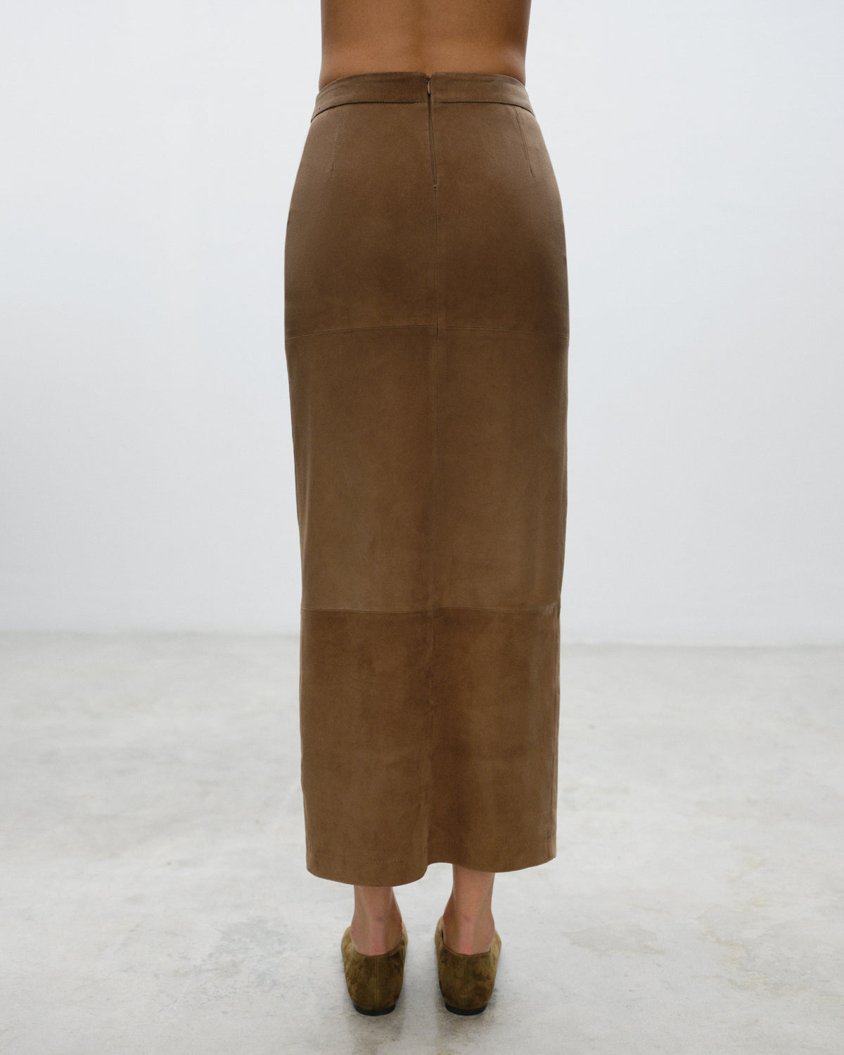 VIRGIE Long Skirt with slit in Suede