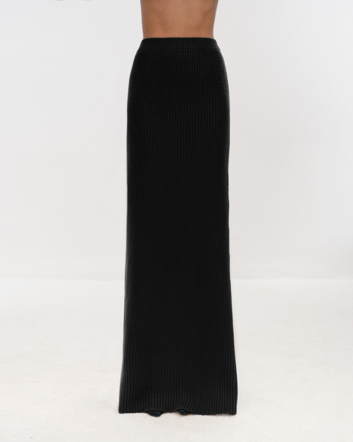 HARRIET Ribbed Long Skirt Black