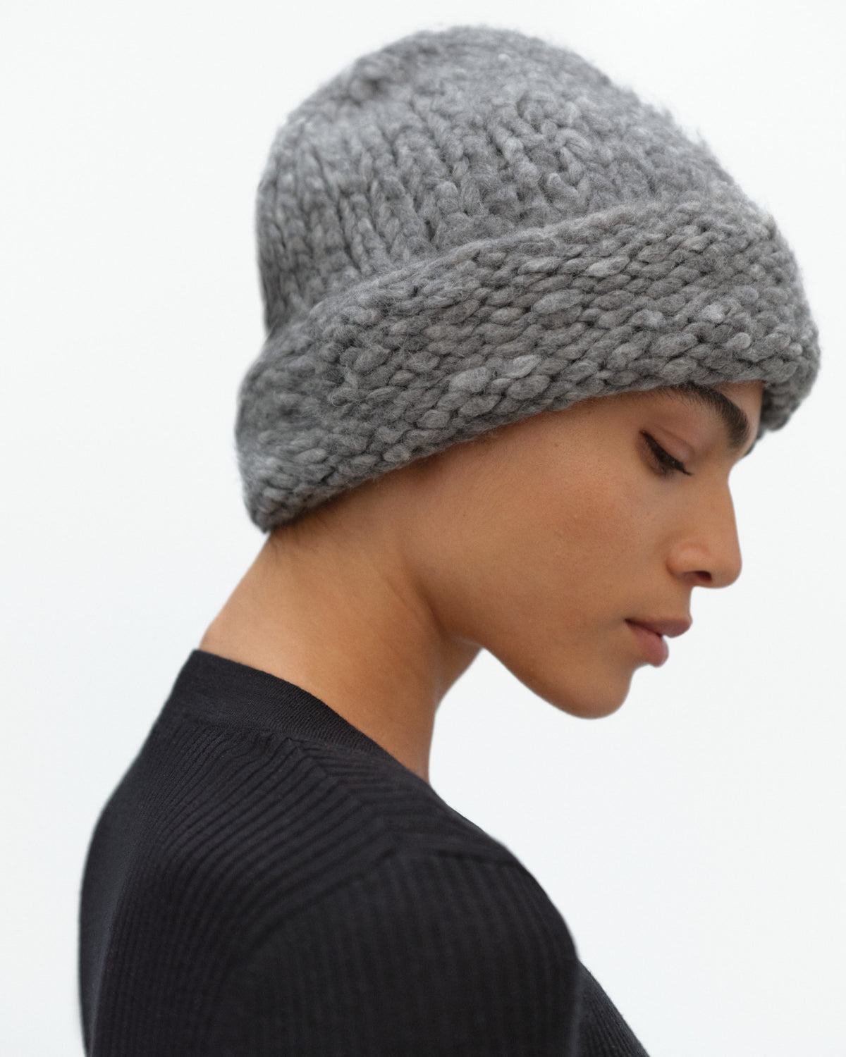 ILE Handmade Hat  in Cashmere