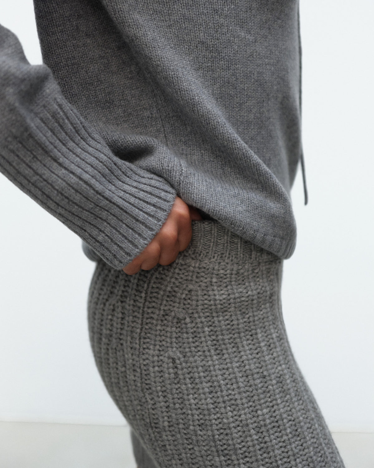 LARK Sweater  in Cashmere