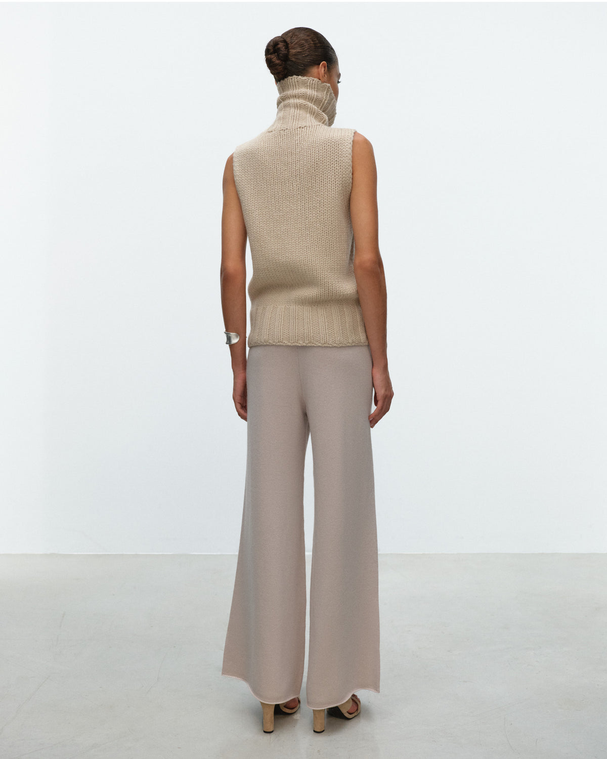 LILAC Sweater in Cashmere