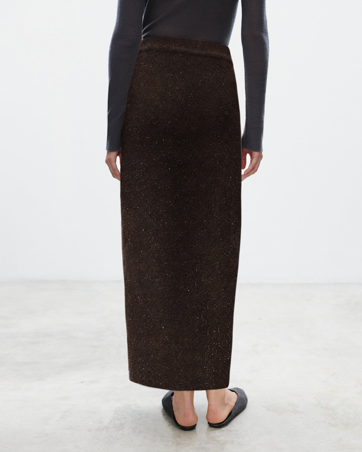 CHARIS Long Skirt with Slit Brown