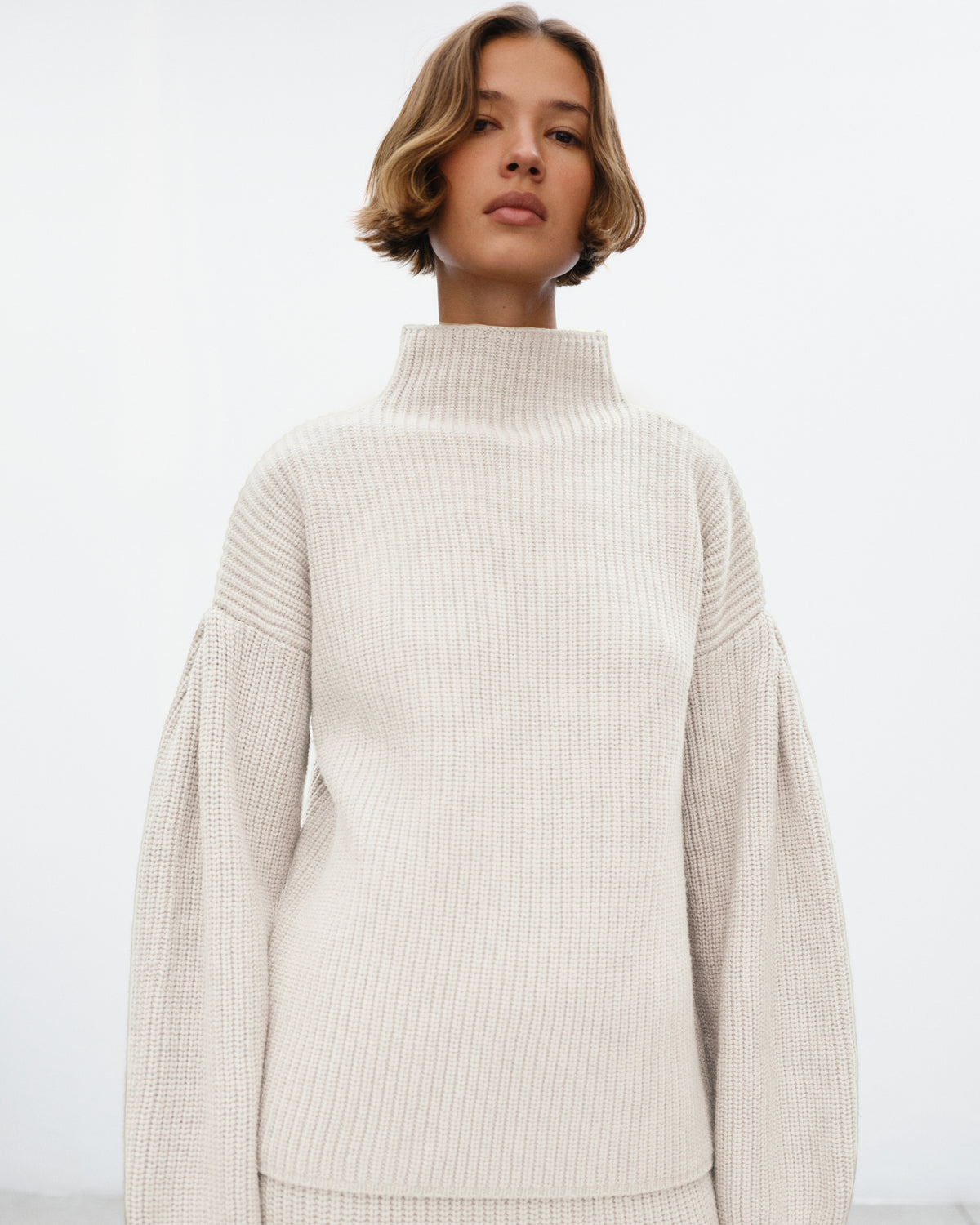 HALEY Ribbed Funnel neck Sweater